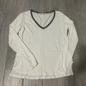 Women's Michael Stars WhiteGray Slub V-Neck T-Shirt - SMALL